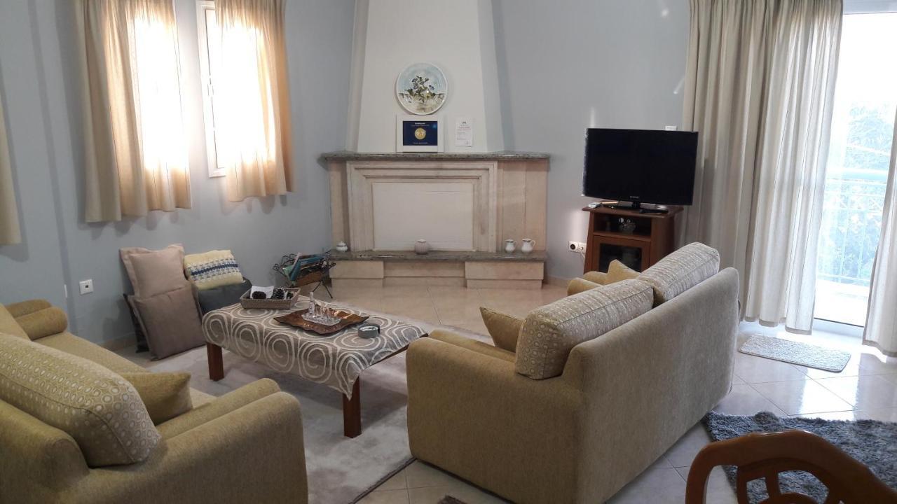 Family Apartments Mesolóngion Dış mekan fotoğraf