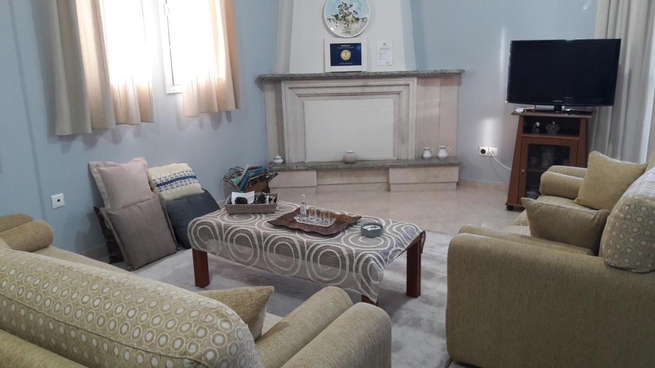 Family Apartments Mesolóngion Dış mekan fotoğraf