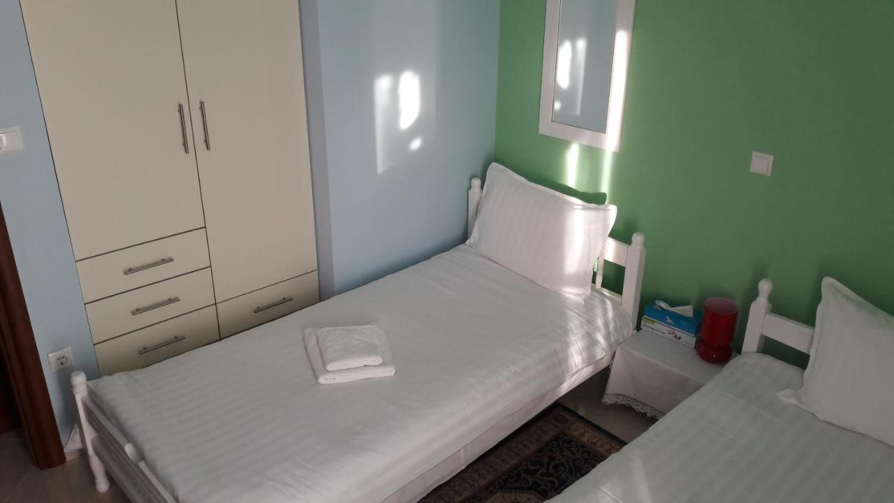 Family Apartments Mesolóngion Dış mekan fotoğraf